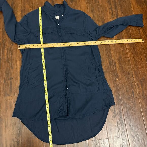 HOLDING HORSES ANTHROPOLOGIE Tunic Shirt Navy Blue Roll Tab Sleeve - Picture 10 of 11
